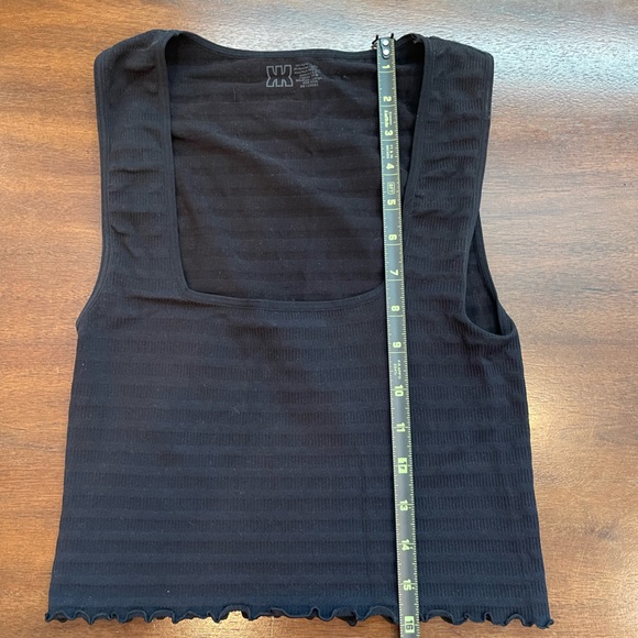 Stretch crop tank - Picture 2 of 5